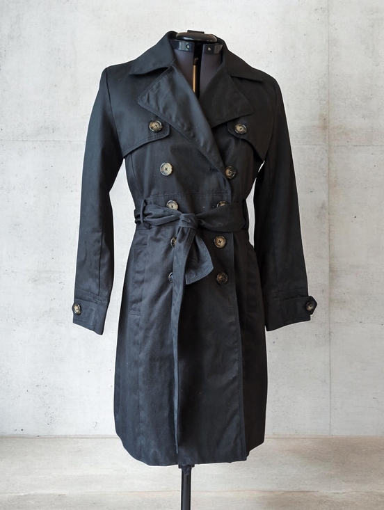 contemporain Jackets & Blazers - Classic Black Double-Breasted Trench Coat with Waist Tie